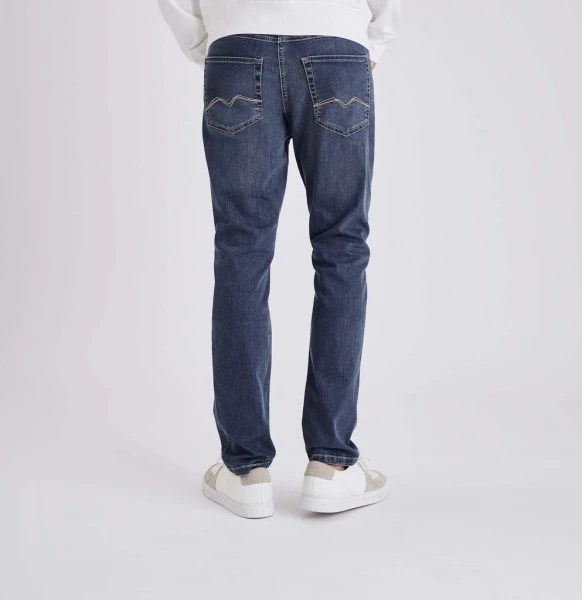 MAC Jeans Arne Pipe, Mid Blue Summer Wash 2 MAC Jeans Arne Pipe, Mid Blue Summer Wash – Bild 2