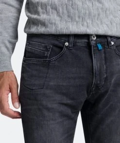 Pierre Cardin Jeans Antibes, Black Fashion -Lloyd Gürtel Shop 96bd8029 7942 2e9a a114 e71ef03675e4 600x600