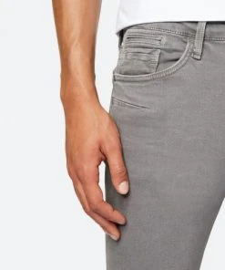 Mavi Jeans JAMES, Gray Washed Down Denim -Lloyd Gürtel Shop 99352332 31d0 52bf 9f14 0b58943ce646 600x600