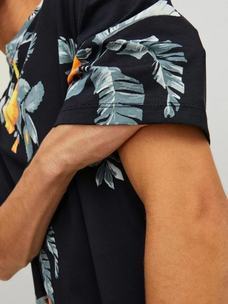 Jack & Jones T-Shirt Halbarm JORFLORES AOP TEE SS CREW NECK SN, Tap Shoe/FLOWERS 5 Jack & Jones T-Shirt Halbarm JORFLORES AOP TEE SS CREW NECK SN, Tap Shoe/FLOWERS – Bild 5