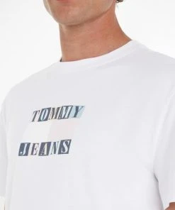 Tommy Jeans T-Shirt Halbarm TJM AOP FLAG TEE, WHITE -Lloyd Gürtel Shop b82ad861 9336 4886 a814 622ca484a03c 600x600