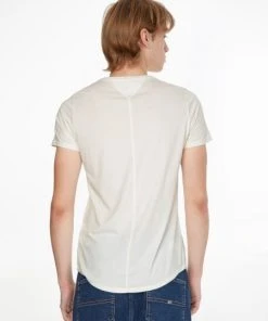 Tommy Jeans T-Shirt Halbarm TJM SLIM JASPE C NECK, WHITE -Lloyd Gürtel Shop c2bd0f1d 17e2 358a a014 5f3464f1c006 600x600