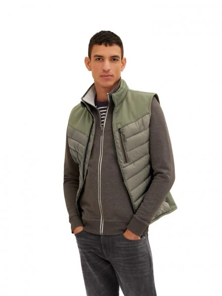 Tom Tailor Weste Hybrid Vest, Dusty Olive Green 2 Tom Tailor Weste Hybrid Vest, Dusty Olive Green – Bild 2
