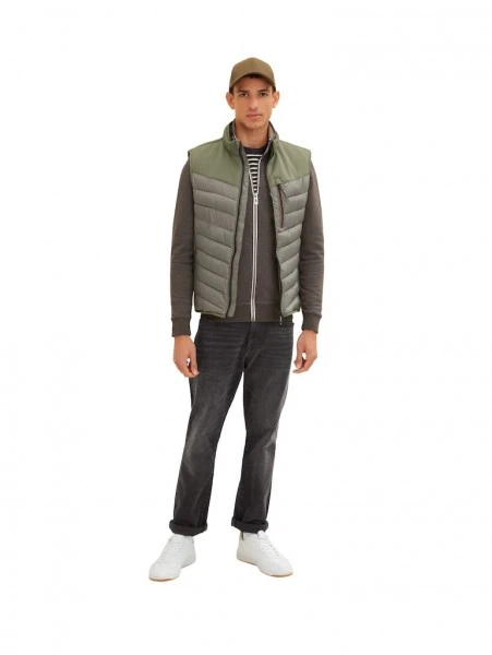 Tom Tailor Weste Hybrid Vest, Dusty Olive Green 3 Tom Tailor Weste Hybrid Vest, Dusty Olive Green – Bild 3