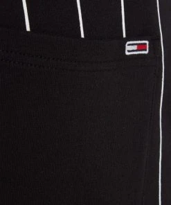 Tommy Jeans Bermuda TJM OVZ PINSTRIPE BB SHORT, BLACK -Lloyd Gürtel Shop fe07b7a6 777e 1a91 a614 04169c07cf1d 600x600