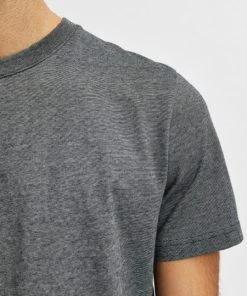 Selected T-Shirt Halbarm SLHNORMAN MINI STRIPE SS TEE W NOOS, Black/Light Grey 9 Selected T-Shirt Halbarm SLHNORMAN MINI STRIPE SS TEE W NOOS, Black/Light Grey -Lloyd Gürtel Shop ff20388e 6428 f78a 9514 7b6238911e32 600x600